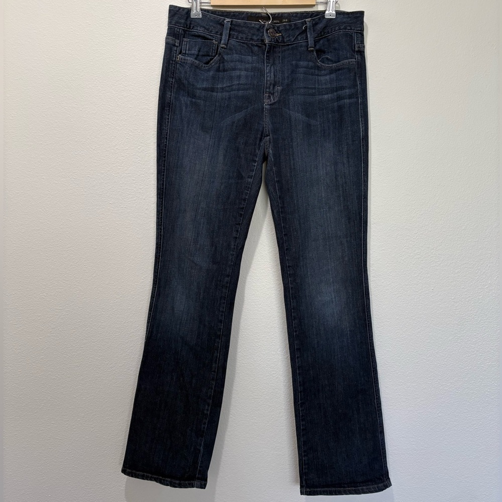 Calvin Klein Lean Bootcut Women's Jeans in Dark Indigo Size 29/8